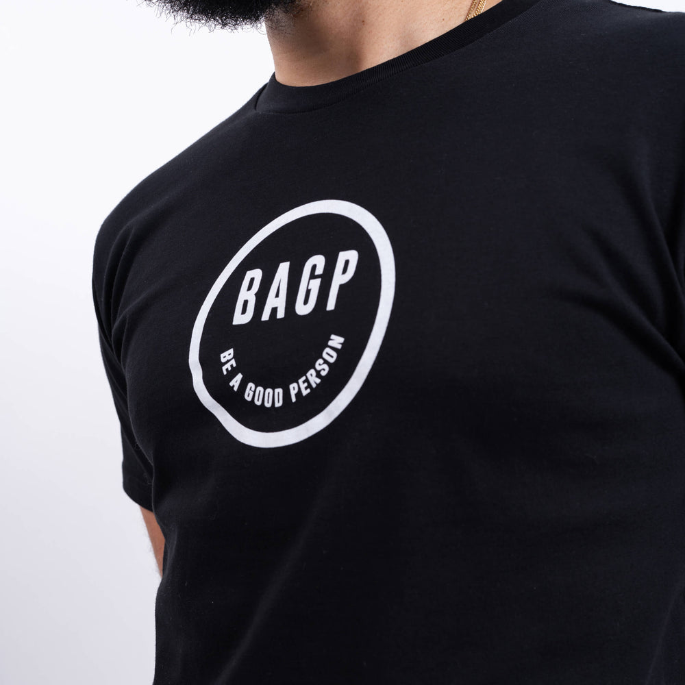 
                      
                        Smiley T-Shirt - Black
                      
                    