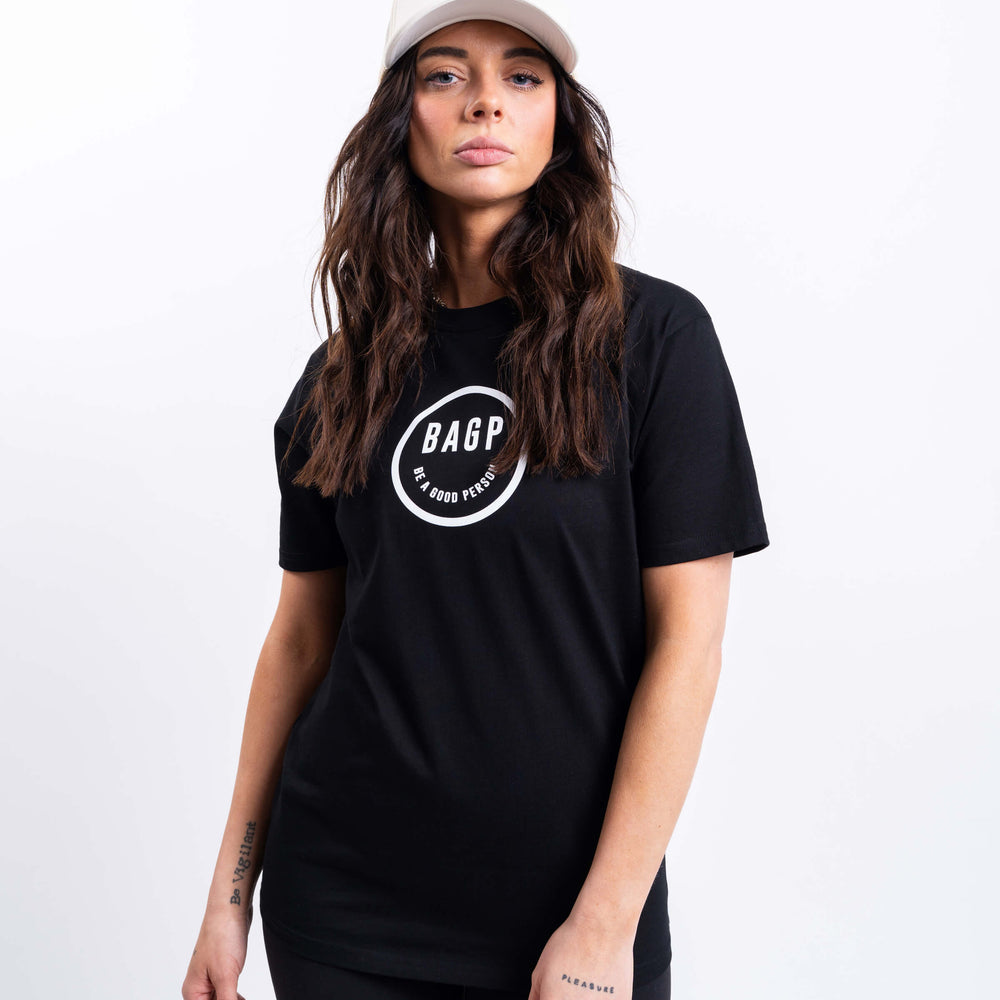 
                      
                        Smiley T-Shirt - Black
                      
                    