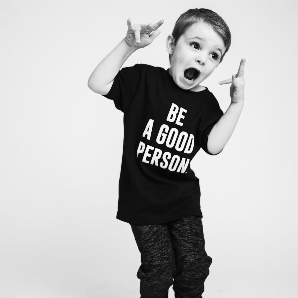 
                      
                        Signature Kids T-Shirt - Black
                      
                    